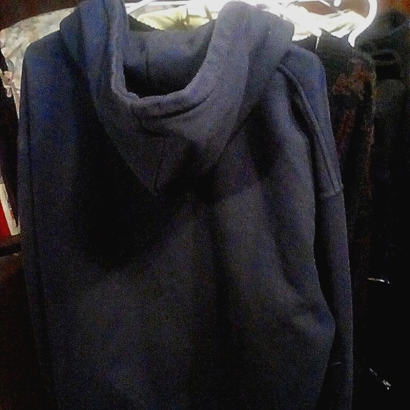 Blue hoodie warm for winter / fall Made in Pakistan - Picture 3 of 5